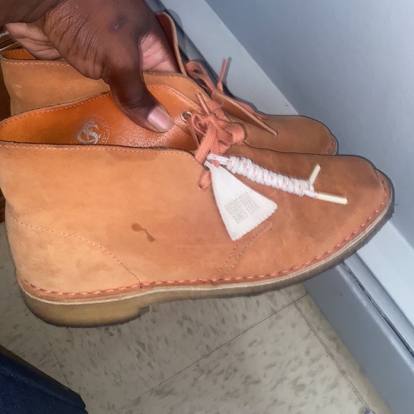 Clark’s Desert Boot Size 9 - Picture 2 of 4